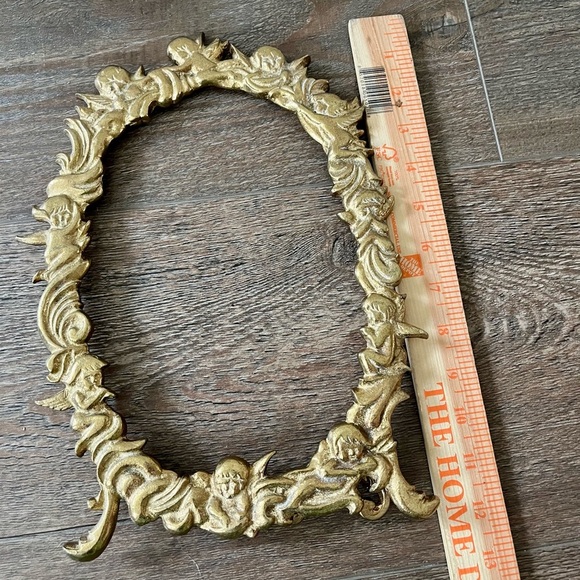 Gold Color Ornate Oval Picture Frame 8/12 inches - Picture 8 of 13